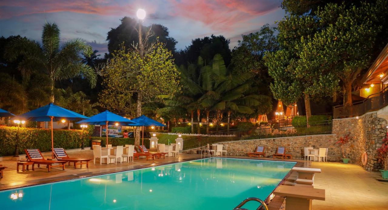 Royal Classic Resort Kandy Exterior foto